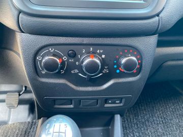 Bild 16 Dacia Dokker Express*AHK*DAB*NAV*ALLWETTER*1.HA*MwSt*