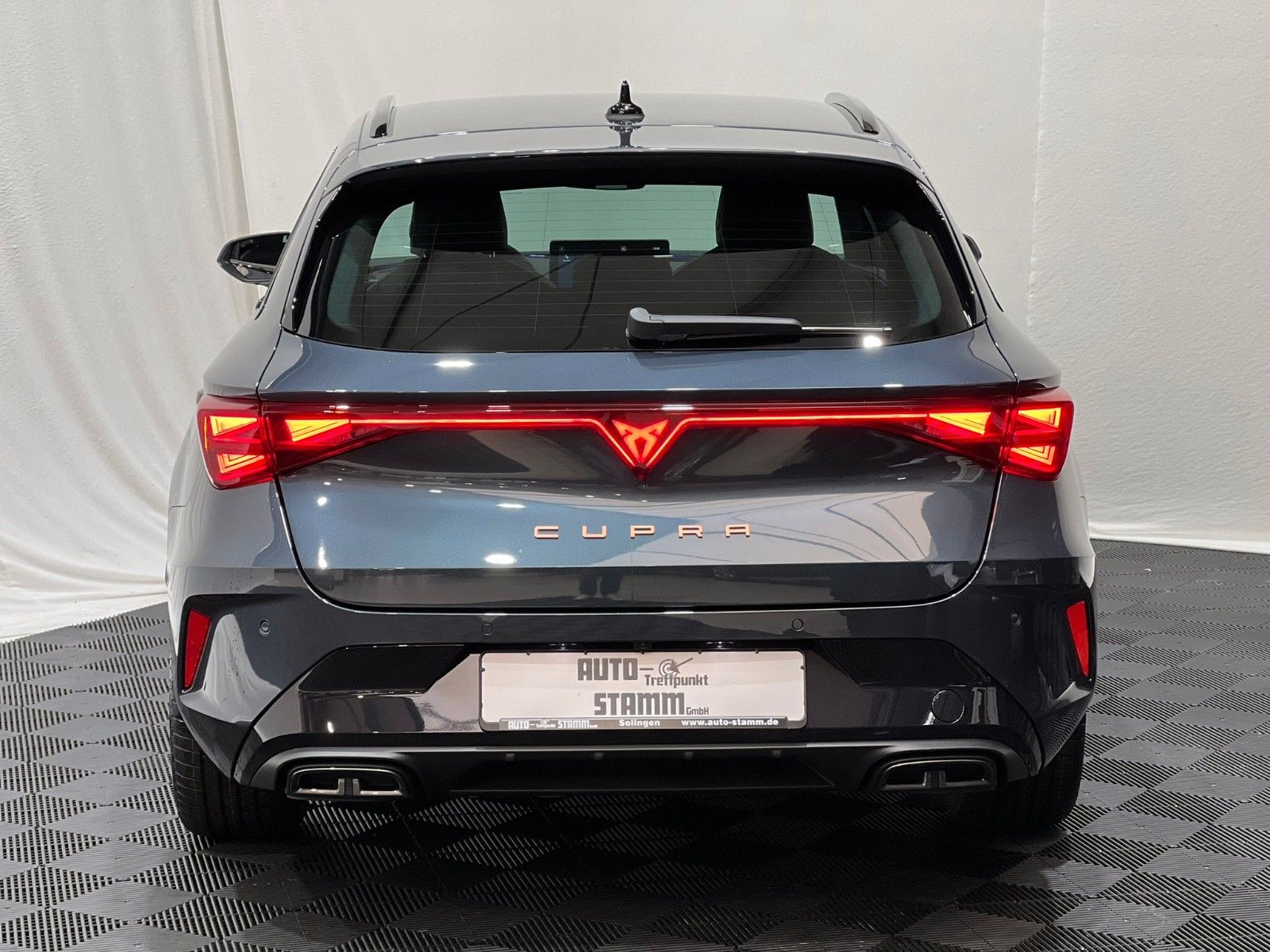 Fahrzeugabbildung CUPRA Leon Sportstourer 1.5 TSI - ACC - Keyless - AHK