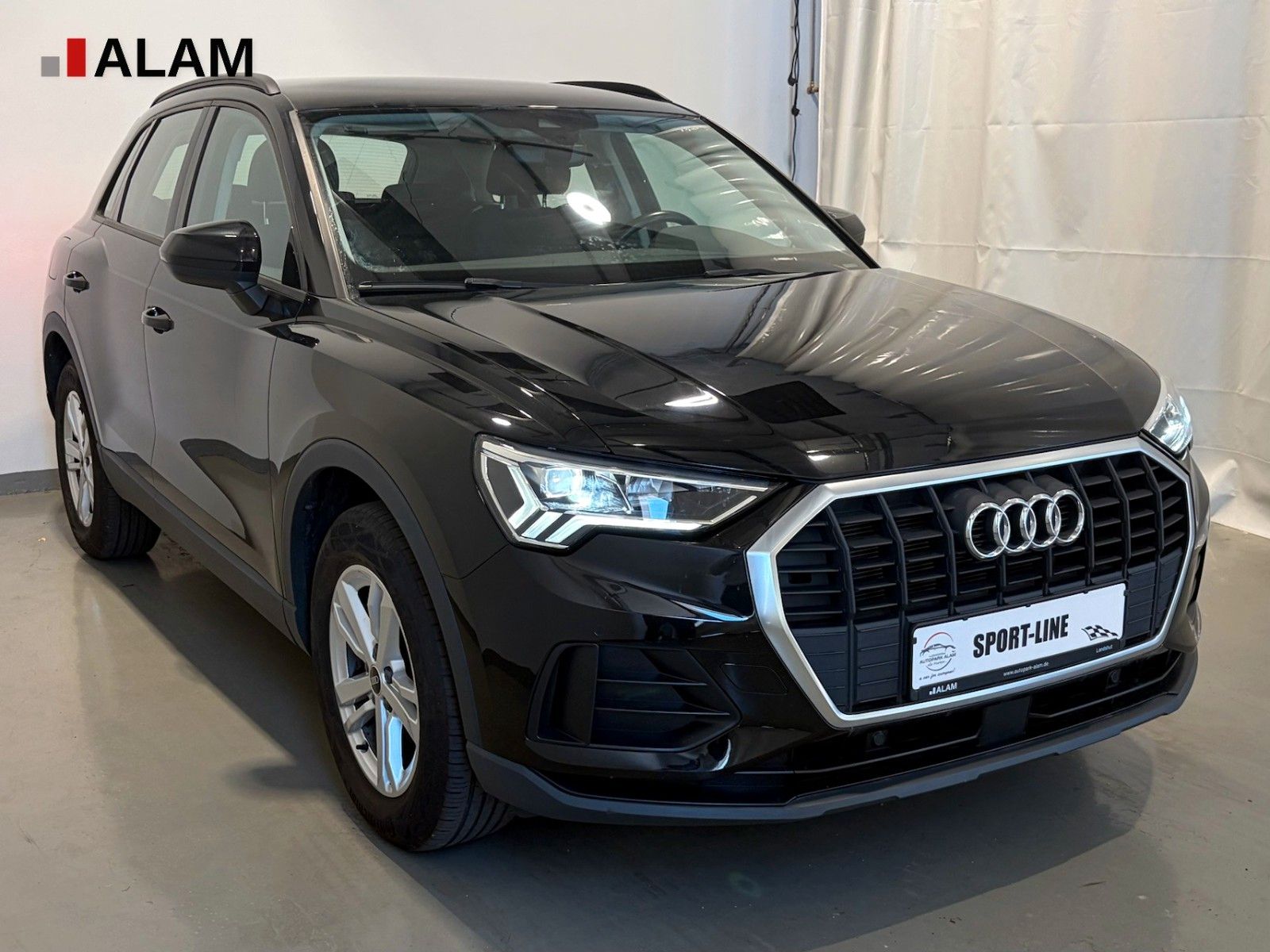Audi Q3 35 TFSI Business DAB Lane LED Navi Side ViCo foto 3