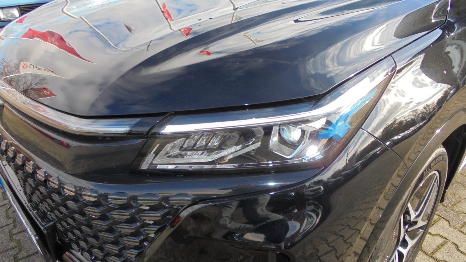 DFSK Fengon E5 PHEV Hybrid 7-sitzig, Allwetterreifen,