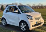 Smart ForTwo Cabrio - 90 PS - Vollausstattung + AHK - Smart: mit Anhängerkupplung