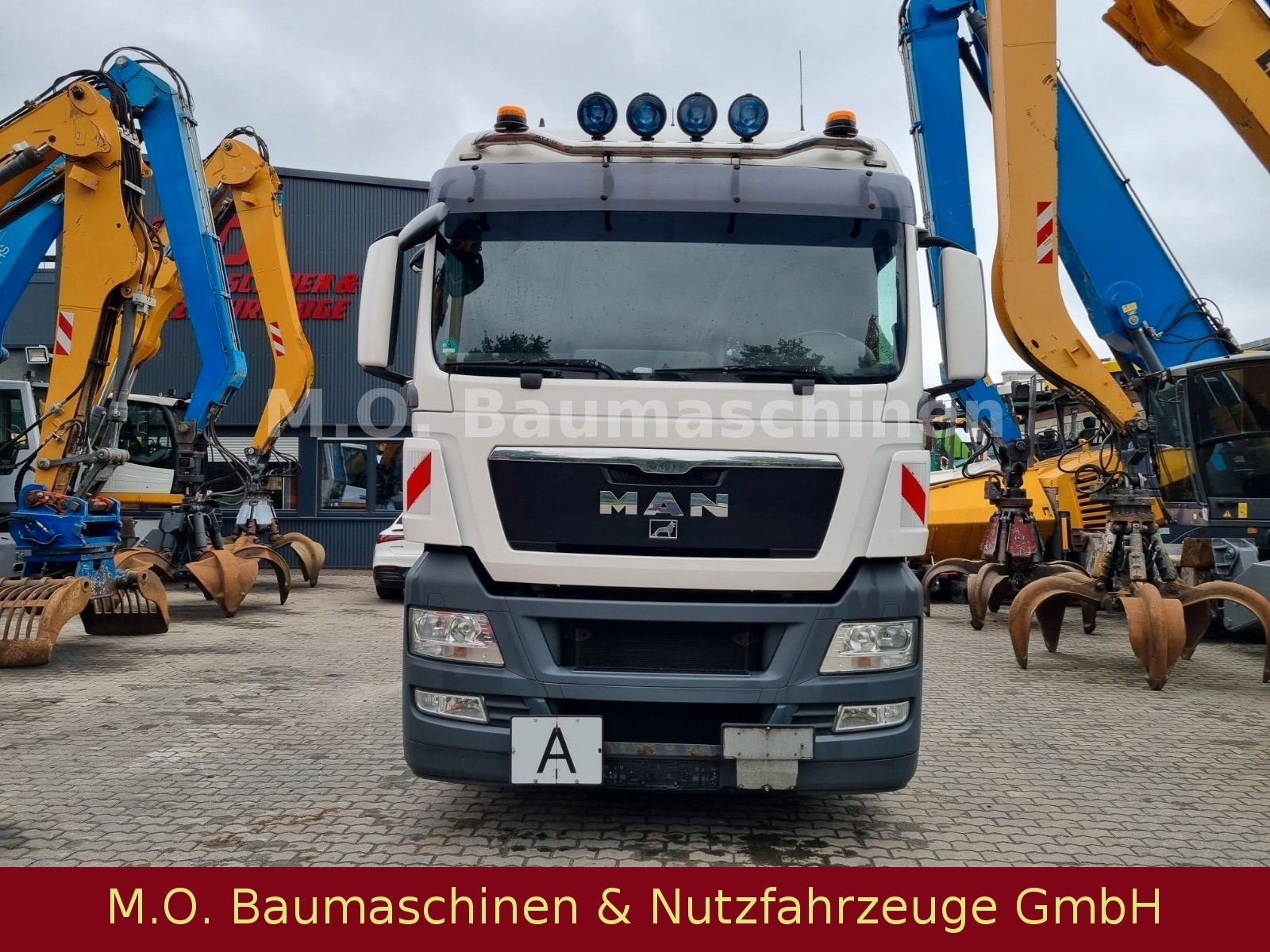 Fahrzeugabbildung MAN TGX 26.440 / Kroll 35609 / L+L Achse / Euro5/ADR