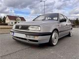 Volkswagen VW Vento / Golf 3/GTI - Volkswagen Vento Benziner Gebrauchtwagen
