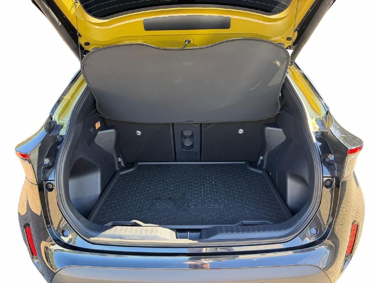 Fahrzeugabbildung Toyota Yaris Cross Hybrid FWD Adventure