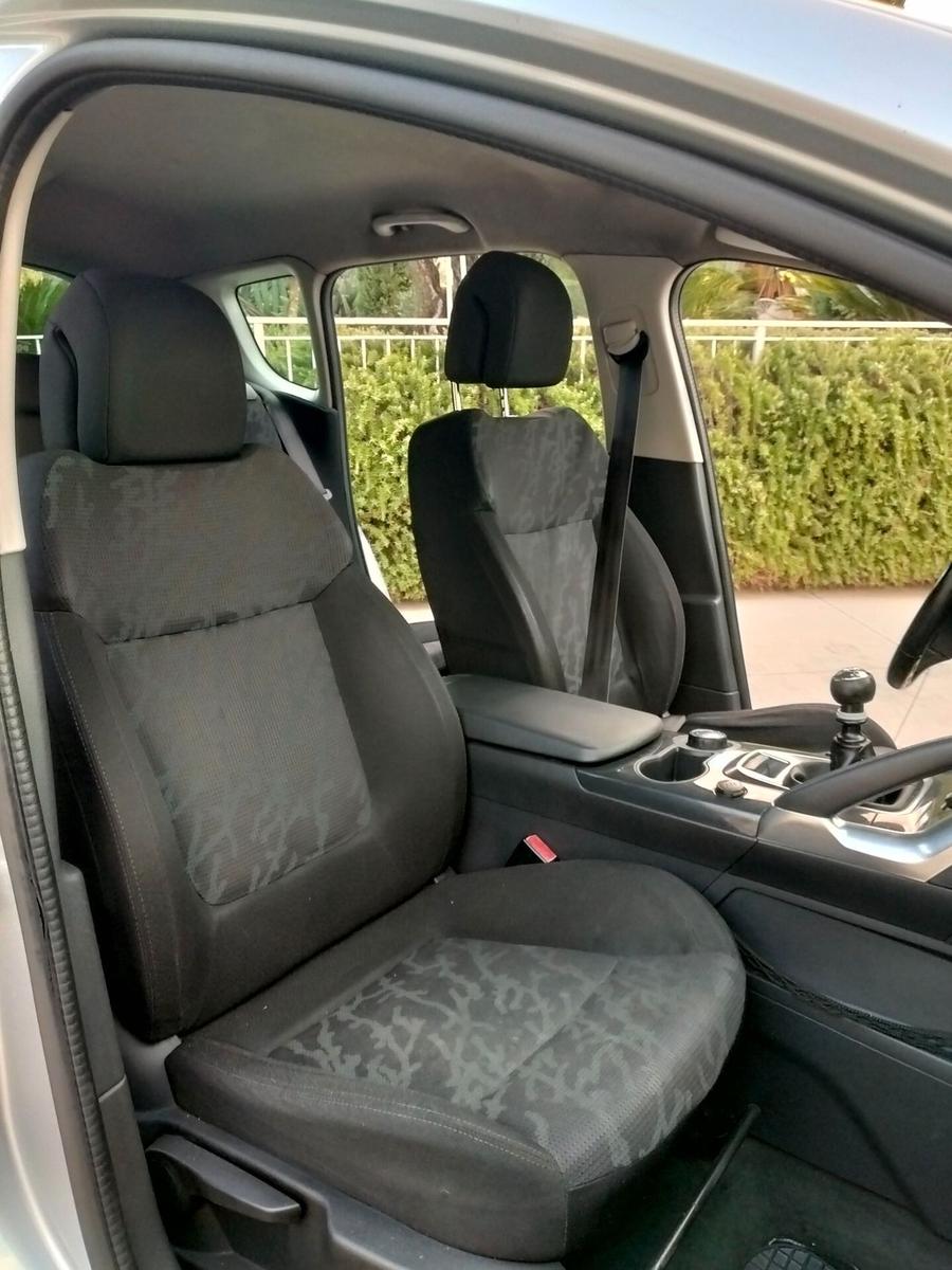 Peugeot 3008 2009 — photo 12