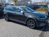 Volkswagen Passat Alltrack DSG,STHZ,Matrix,DCC,ACC, IQ-L   - VW Passat Alltrack von privat