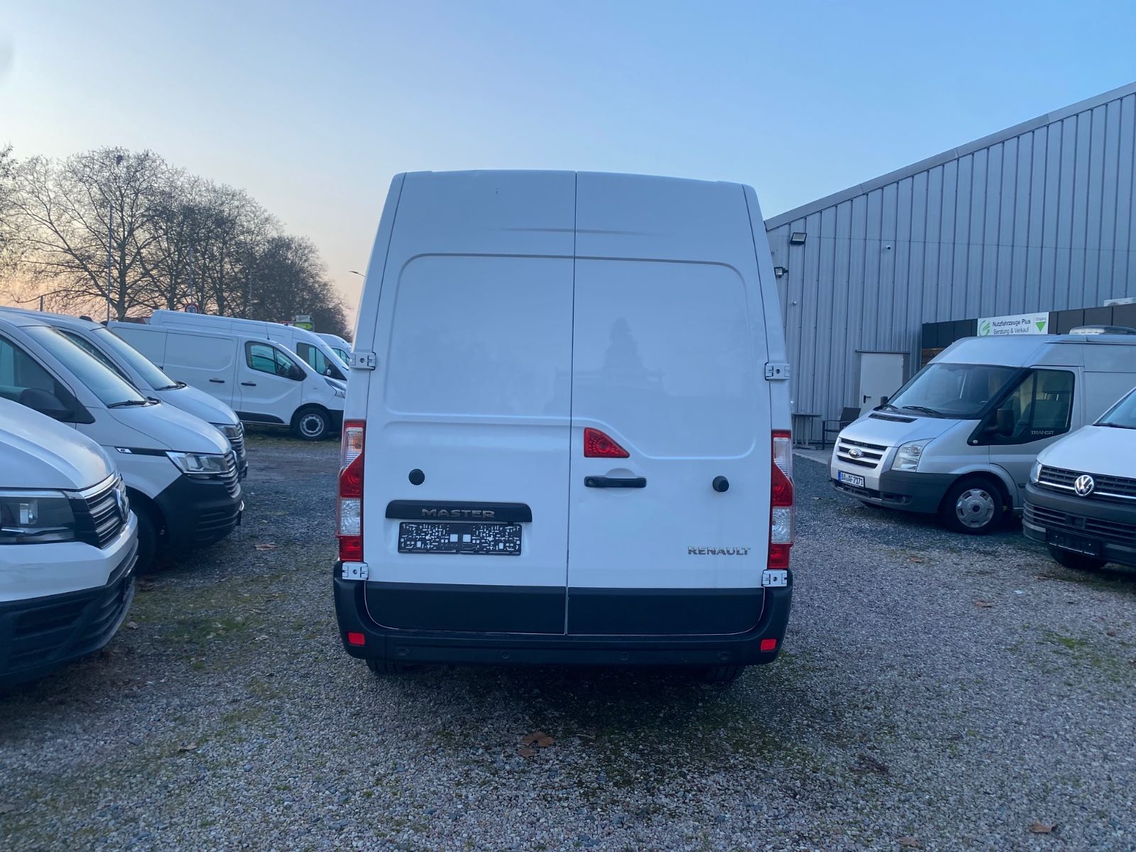Fahrzeugabbildung Renault Master III Kasten L2H2 HKa 3,5 Komfort,56302KM