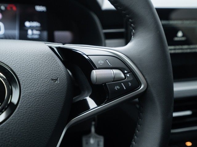 Scala 1.0 TSI Essence DSG CarPlay+PDC+LED+SHZ