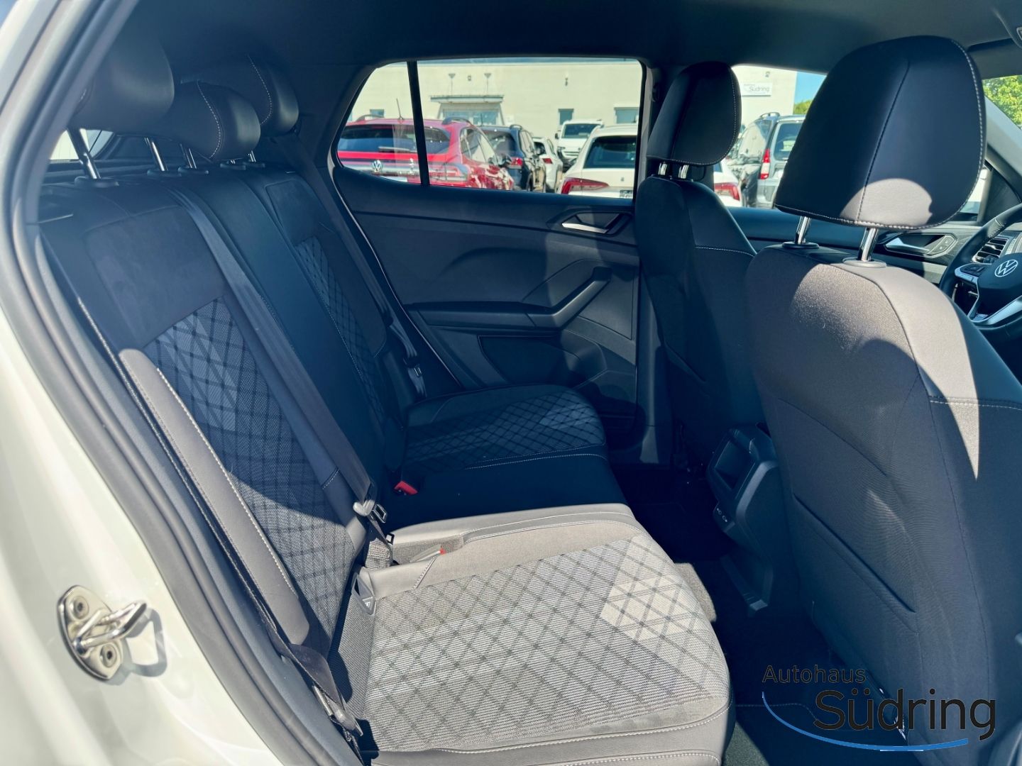 T-Cross 1,5 TSI R-Line DSG AHK Navi IQ.Light