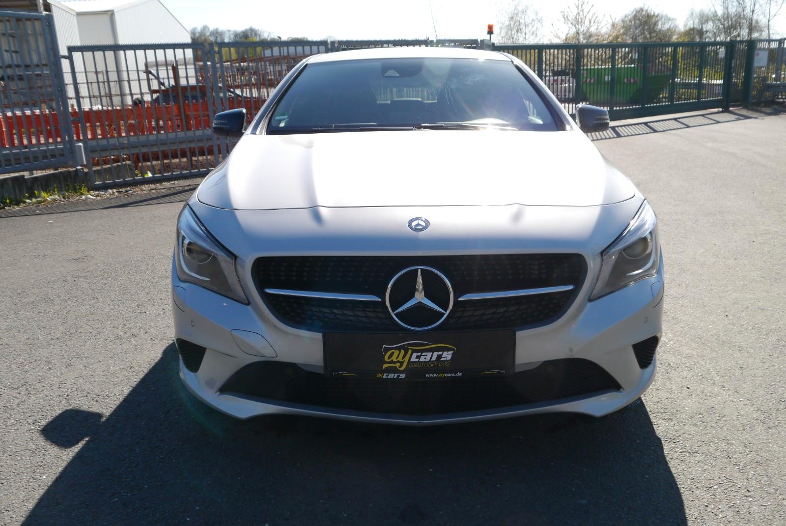 Mercedes-Benz CLA 180 Urban, Leder, Command, Kamera, Sound
