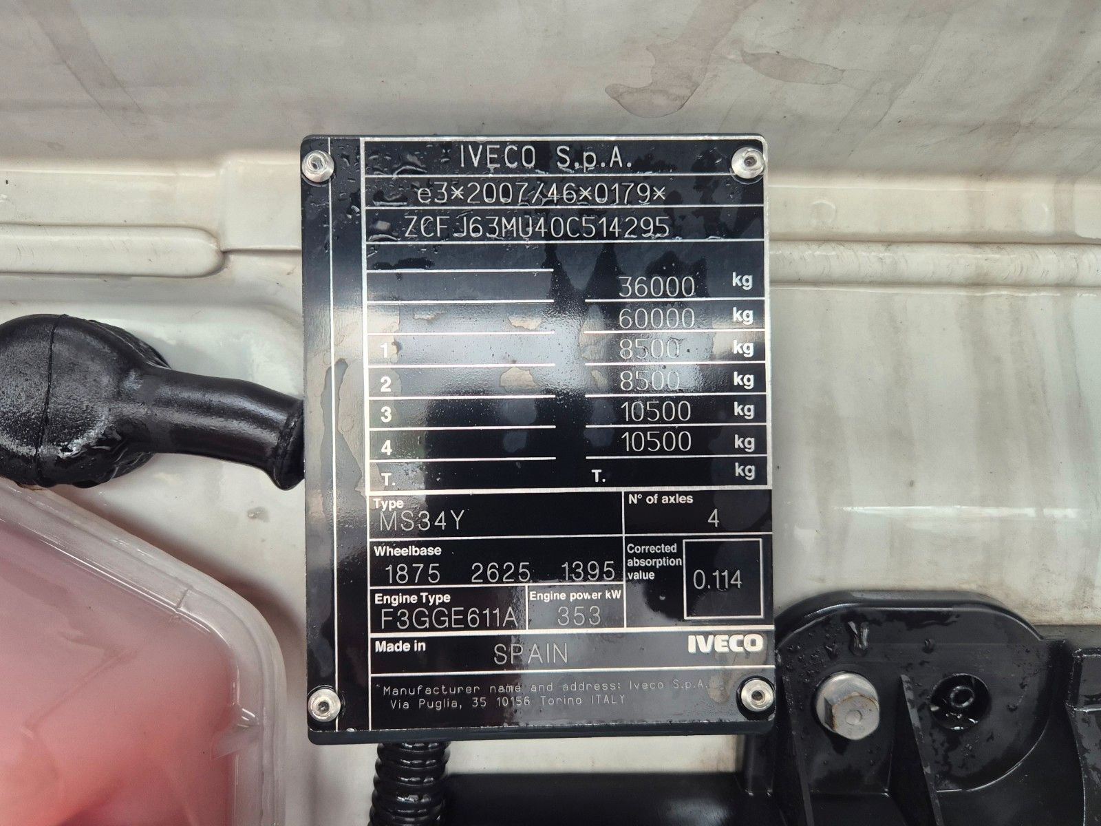 Fahrzeugabbildung Iveco X-Way AD360X48Z/P HR 8x4 HIAB ULT26S59