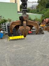 Sennebogen Bagger 830 E + 2x Greifer  - Sennebogen Mobilbagger