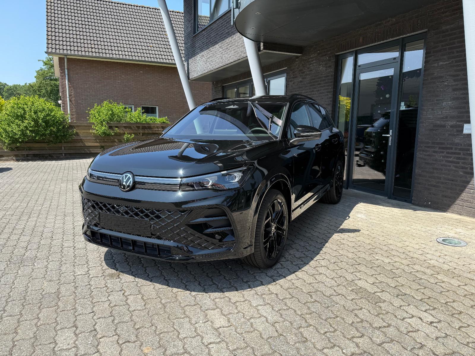 Volkswagen 26%, 2026 Tiguan 2.0 TDI 142 kW 4M, R-Line, HUD