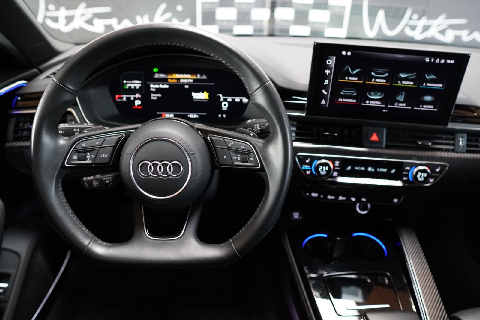 Audi A4 Avant 35 TDI S line B&O ACC LED AHK Carbon foto 21