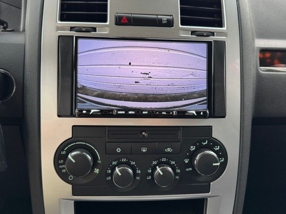 Fahrzeugabbildung Chrysler 300C 5.7 V8 Hemi 2 Hand Leder Navi 8 Fach