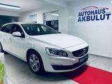 Volvo V60 Kinetic*Finanzierung+Garantie+Inspketion+Tüv - Volvo Gebrauchtwagen in Frankfurt