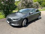 Opel Insignia B 2.0 D, Automatik, Business Innovatio  - Opel Insignia mit Diesel-Antrieb: Limousine