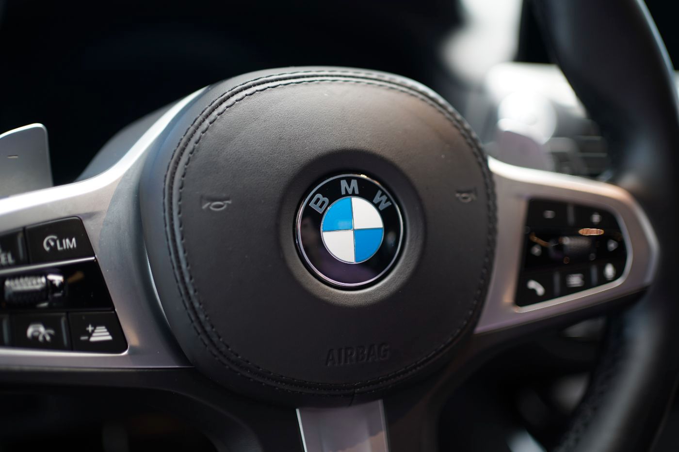 Fahrzeugabbildung BMW X3 xDri 20d M-Sport LED+AHK+Driving&ParkingAssis