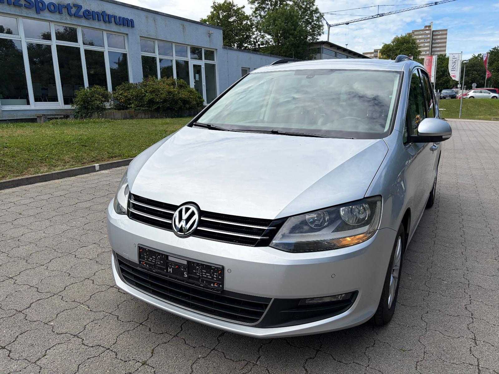 Volkswagen Sharan Comfortline BMT-Navi-Tempomat-AHK 7 Sitze