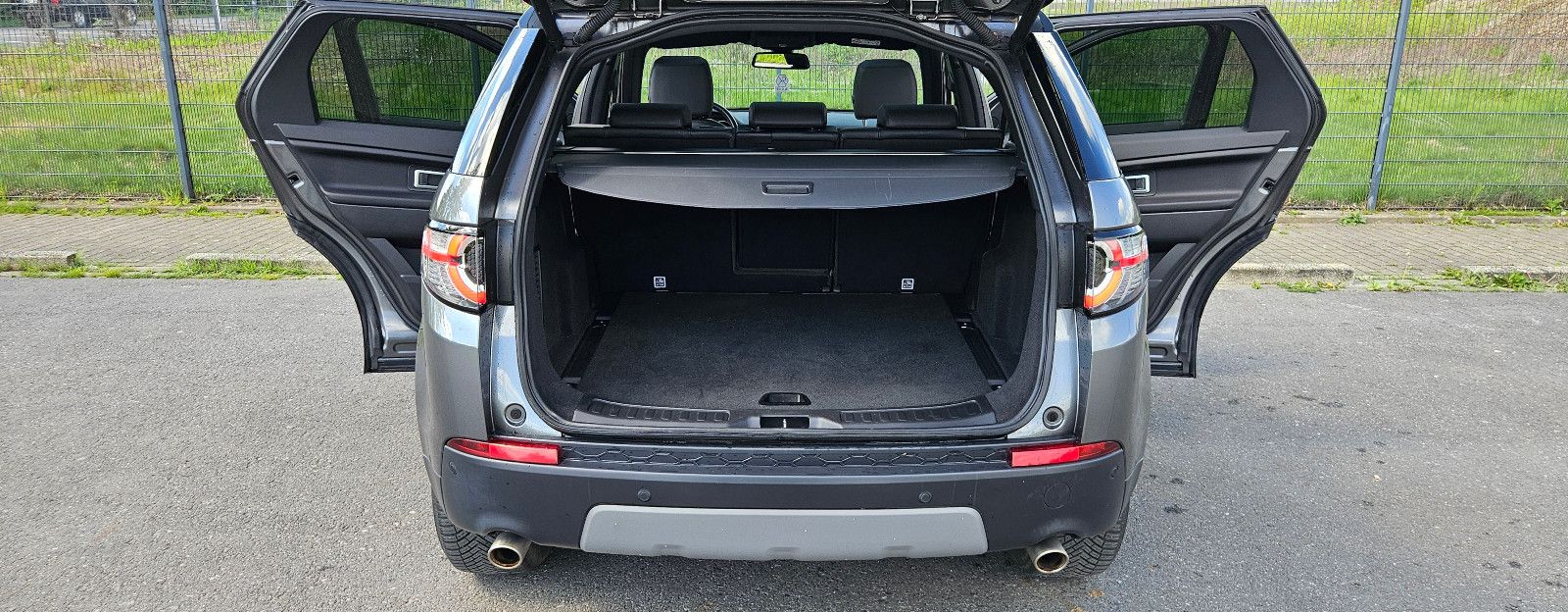 LAND ROVER Discovery Sport SE AWD FULL SCHECKHEFT