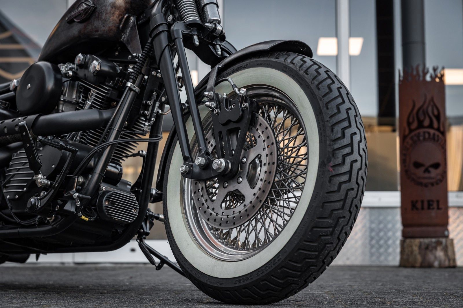 Fahrzeugabbildung Harley-Davidson Softail FAT BOY FLSTF - CUSTOM UMBAU - VERGASER