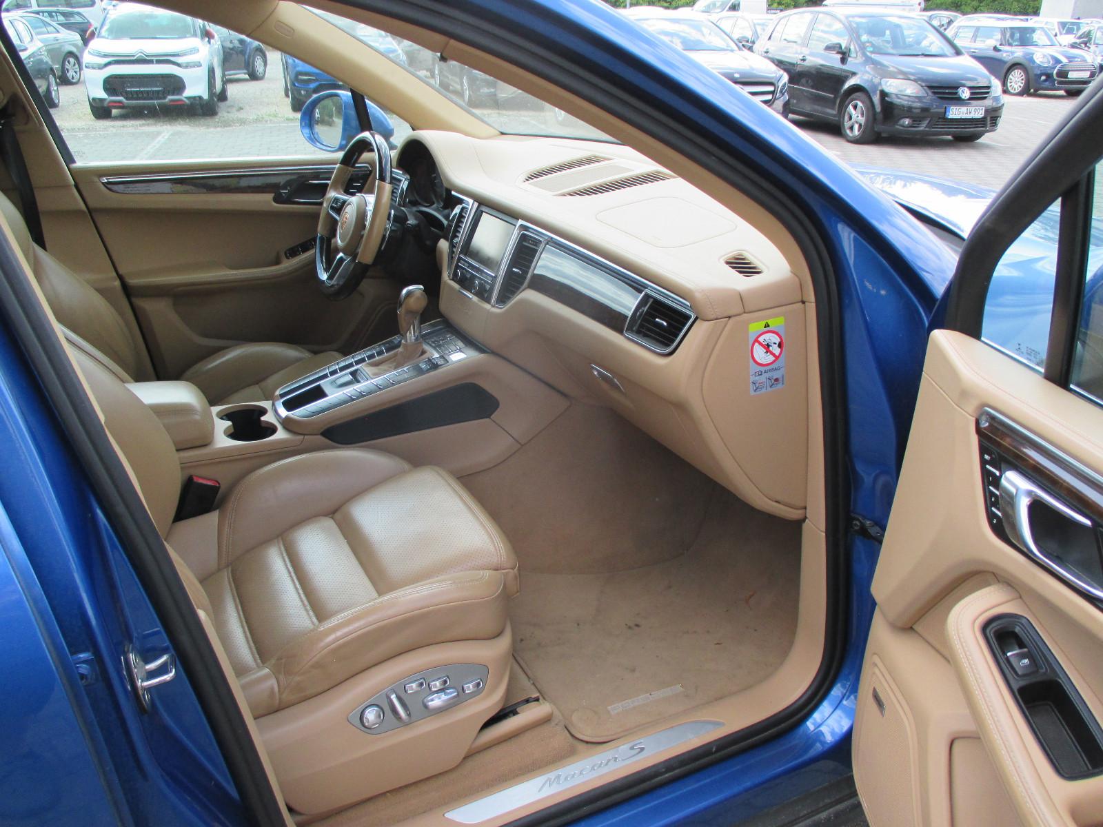 Porsche Macan S 258ch - Carnet entretien - Toit ouvrant panoramique - Led - Carplay - Hayon éléctrique