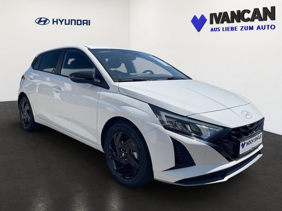 Fahrzeugabbildung Hyundai i20 1.0T 90PS Blackline