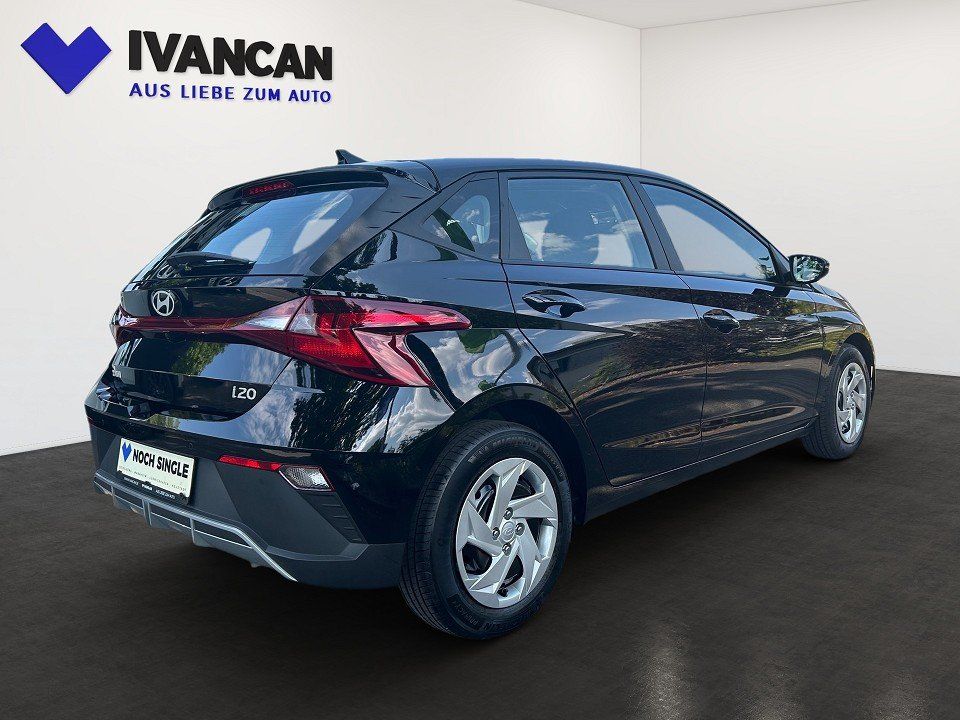 Fahrzeugabbildung Hyundai i20 1.2i 79PS Select
