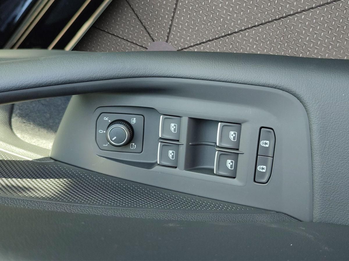 Volkswagen Passat - Bild 12