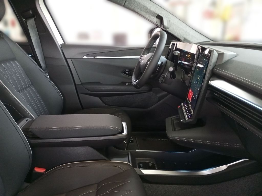 Fahrzeugabbildung Mitsubishi Eclipse Cross Diamant TOP Luxury 87 kWh (22kW)