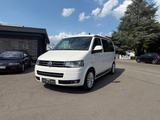 Volkswagen T5 California - weiße Volkswagen T5 California