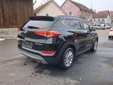 Hyundai Tucson 2.0 CRDi Style PANO+KAMERA+NAVI+SITZHZ. - Hyundai TUCSON Style mit Diesel-Antrieb