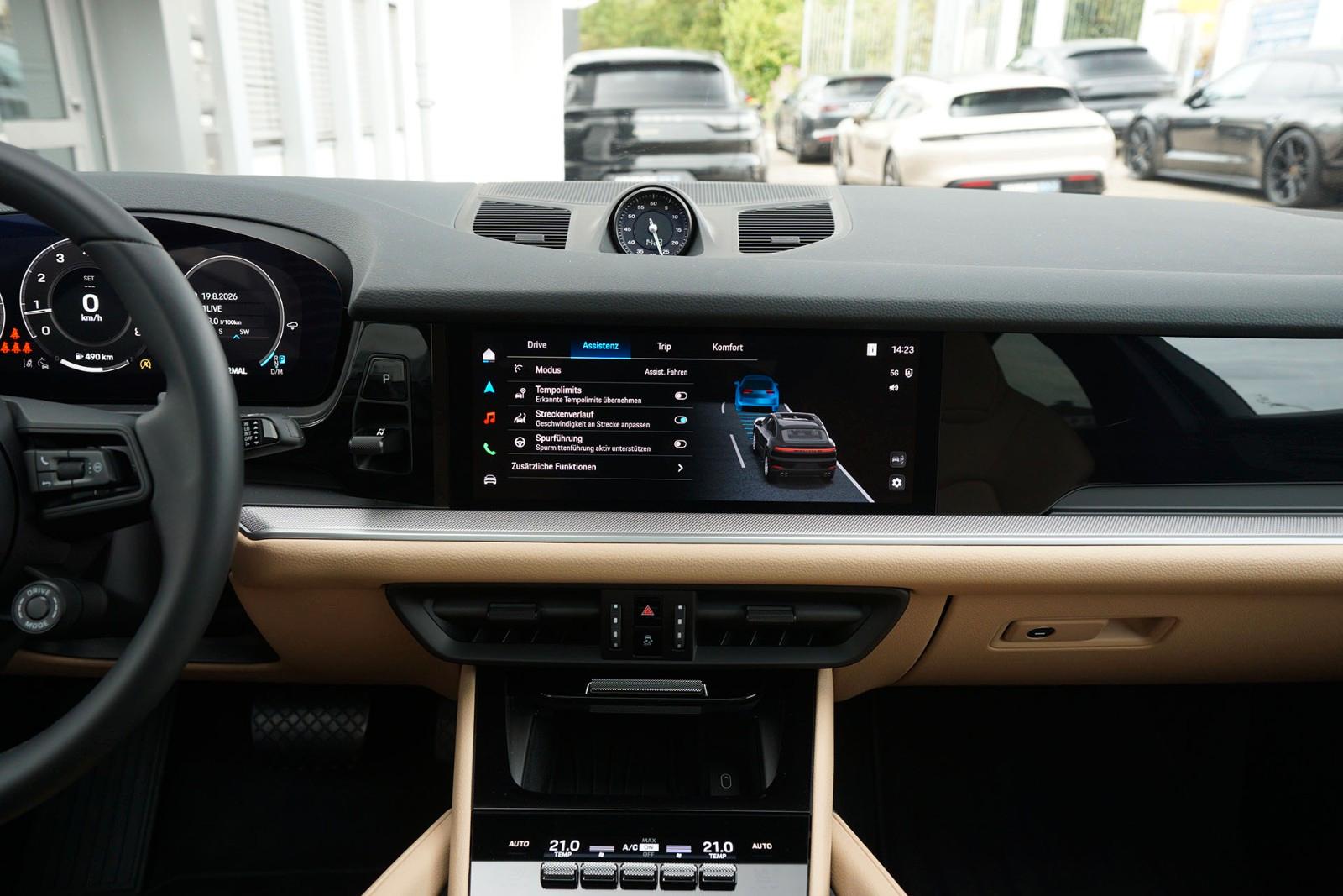 Porsche Cayenne Coupe SPORTDESIGN-INNO-LUFTF.-22"-BEIGE