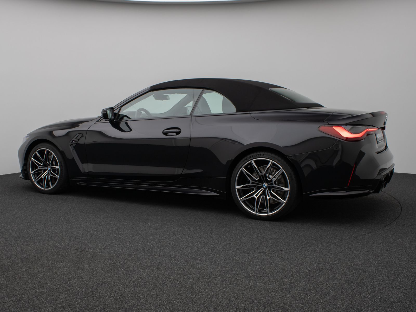 Fahrzeugabbildung BMW M4 Competition M xD Laser 360°HUD DAB H/K Komfor