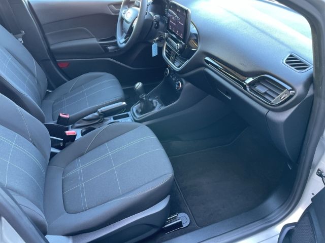 Fahrzeugabbildung Ford Fiesta 1.1 Cool & Connect Tempomat, Klimaanlage