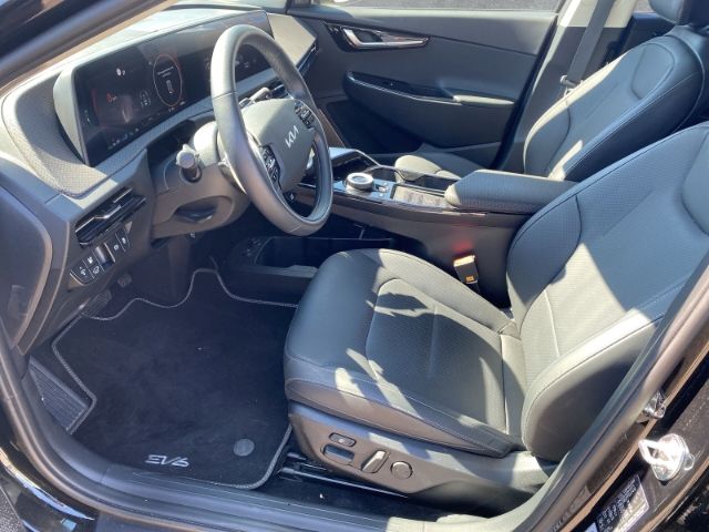 Fahrzeugabbildung Kia EV6 BASIS 4WD ELEKTRO 77,4 Kwh *KOMFORT-PAKET*SO