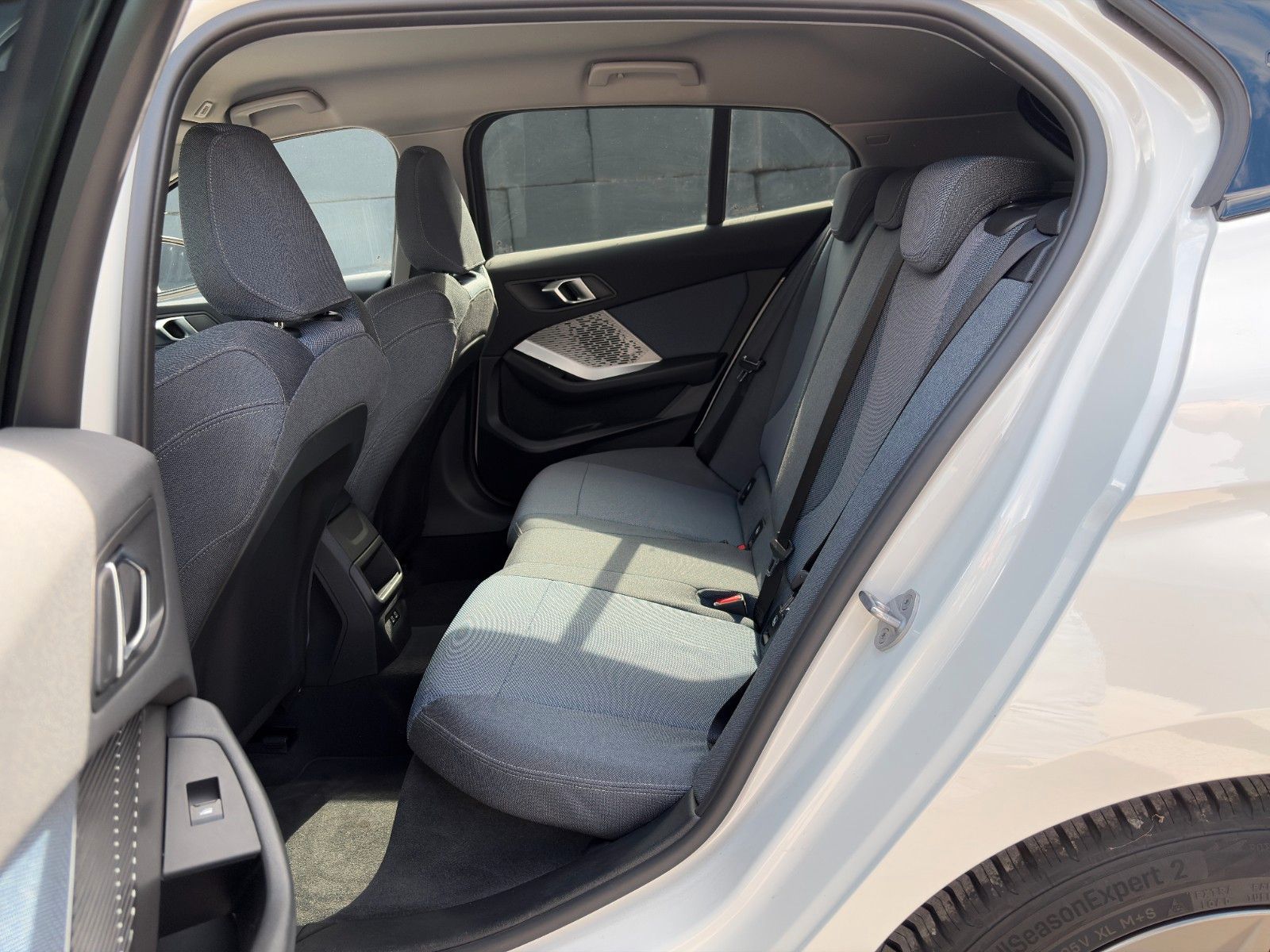 Fahrzeugabbildung BMW 120i Aut. Adap. LED CAM SHZ LHZ KZG CarPlay