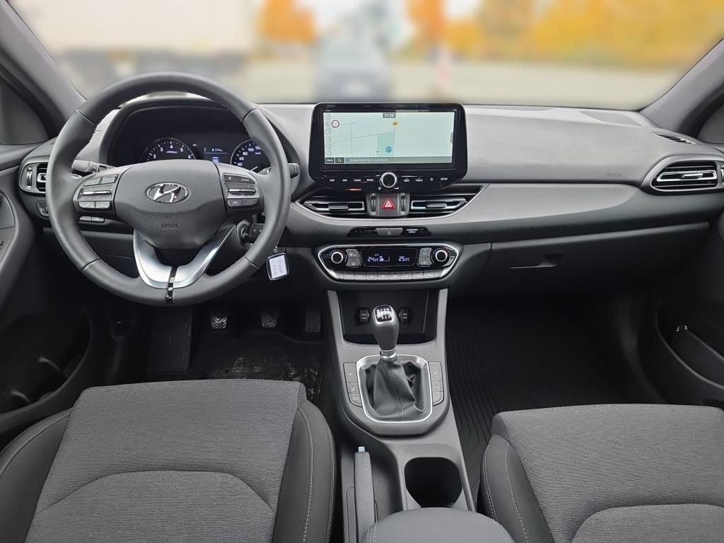 Erstes Annaberger Autohaus -  Hyundai i30 Advantage, Navi, Rückfahrkamera, LED, SHZ, L - Bild 11