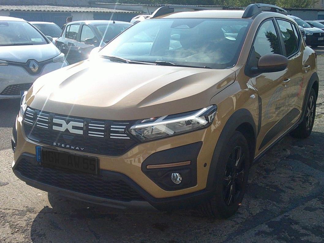 Dacia Sandero Stepway Extreme+, Navi, Kamera