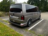 Volkswagen T6 Multivan Edition - mit Diesel-Antrieb: Beige, Alcantara, Beheizbare Frontscheibe, Van