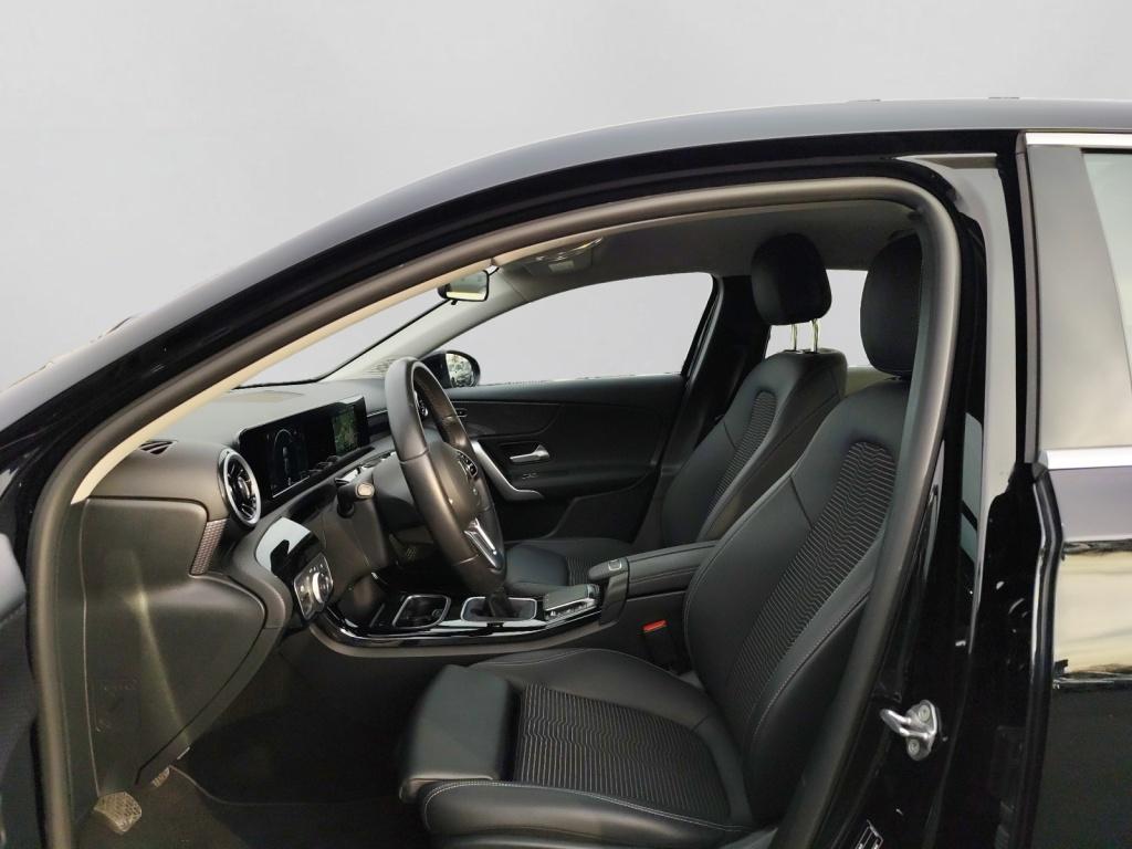 Mercedes-Benz A-Class Limousine PROGRESSIVE MBUX SHZ TEMP AHK LM, миниатюра 10