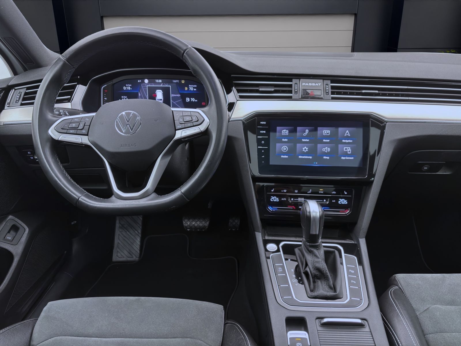 Volkswagen Passat Variant - Bild 13