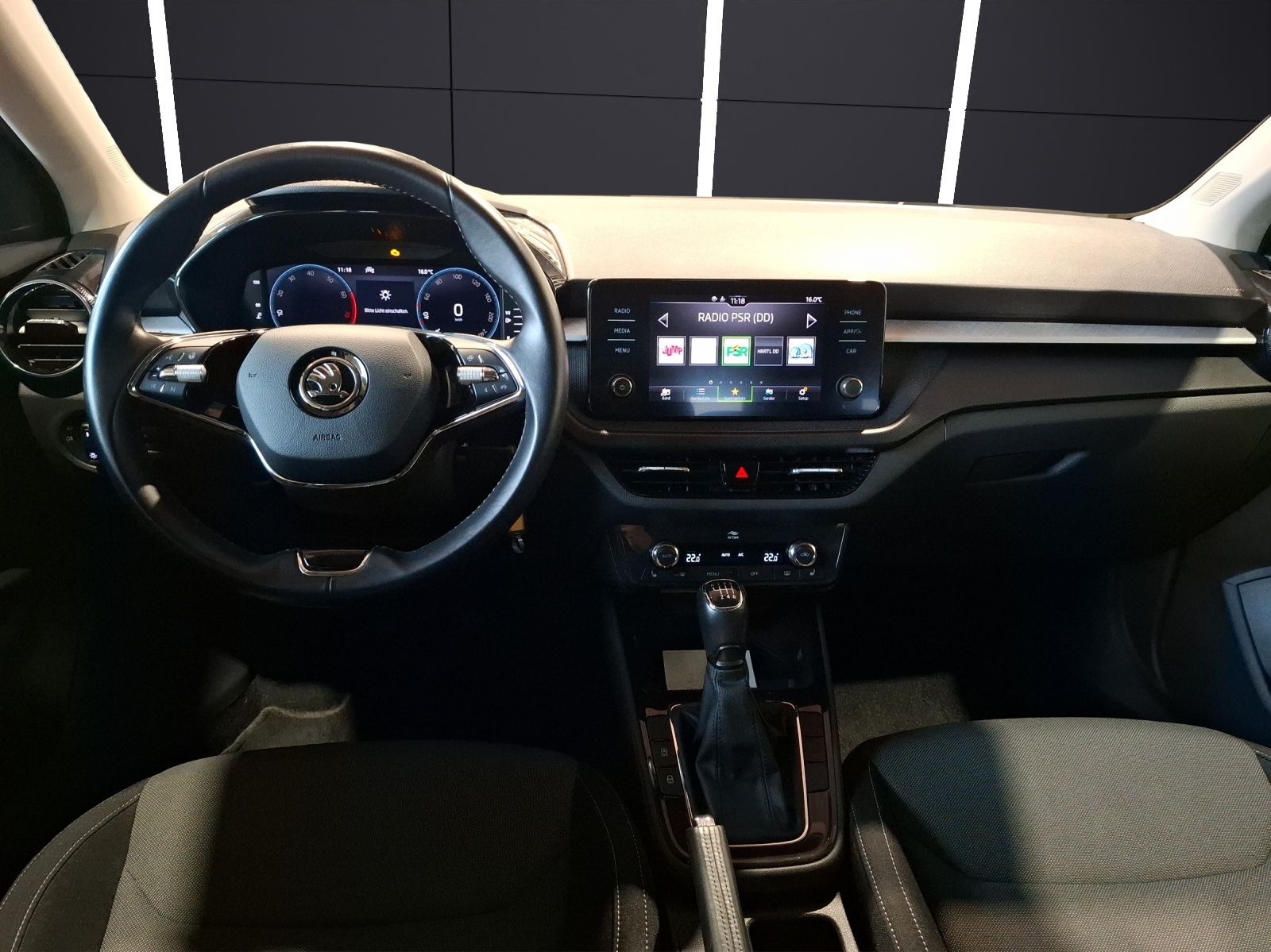 Fahrzeugabbildung SKODA Fabia TSI Ambition LED APP AID GRA SHZ LM