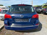 Opel ASTRA J SPORTS TOURER SELECTION 1 HAND / KLIMA - Opel Astra: Sports Tourer Selection