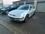 Volkswagen Golf 1.6 Edition Variant - gebrauchte VW Golf aus dem Jahr 2002