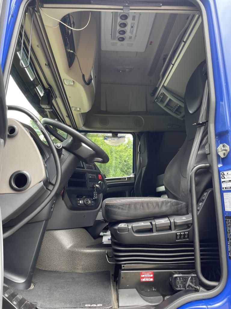 Fahrzeugabbildung DAF FT XF 530 SSC LD