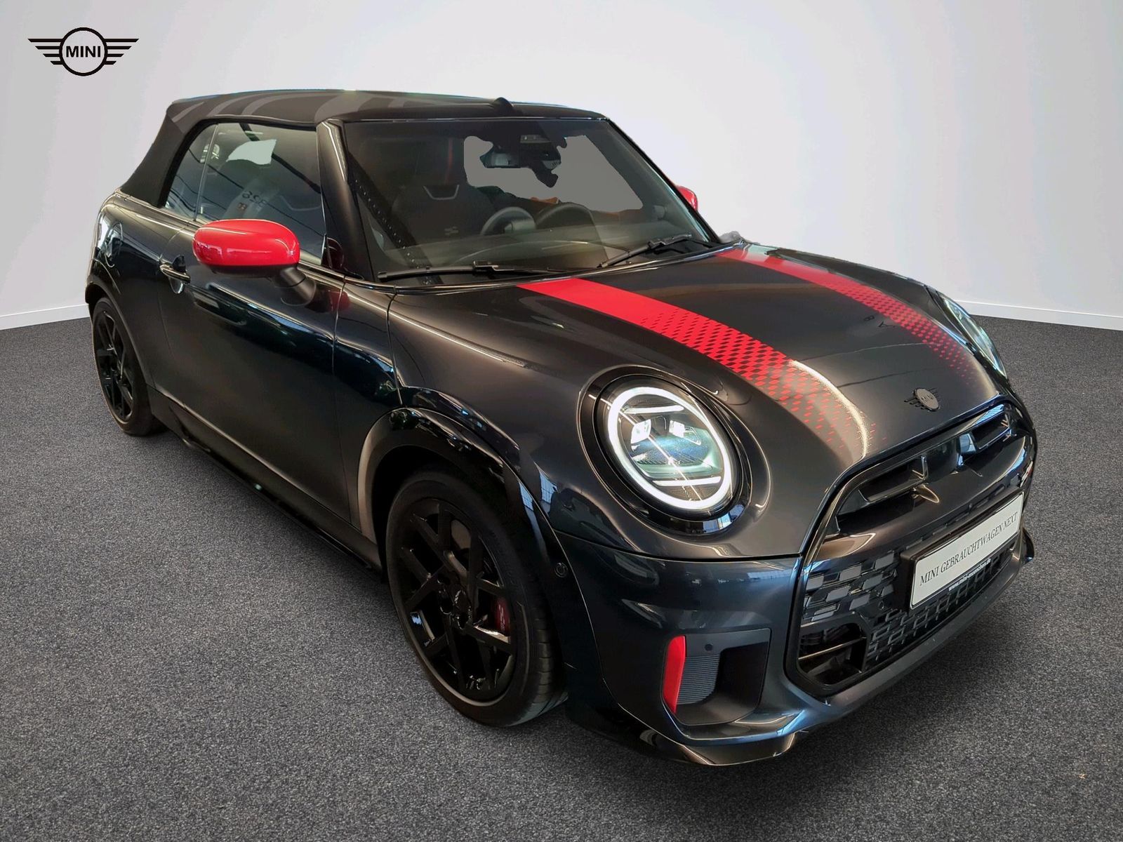 MINI John Cooper Works Cabrio - Bild 2