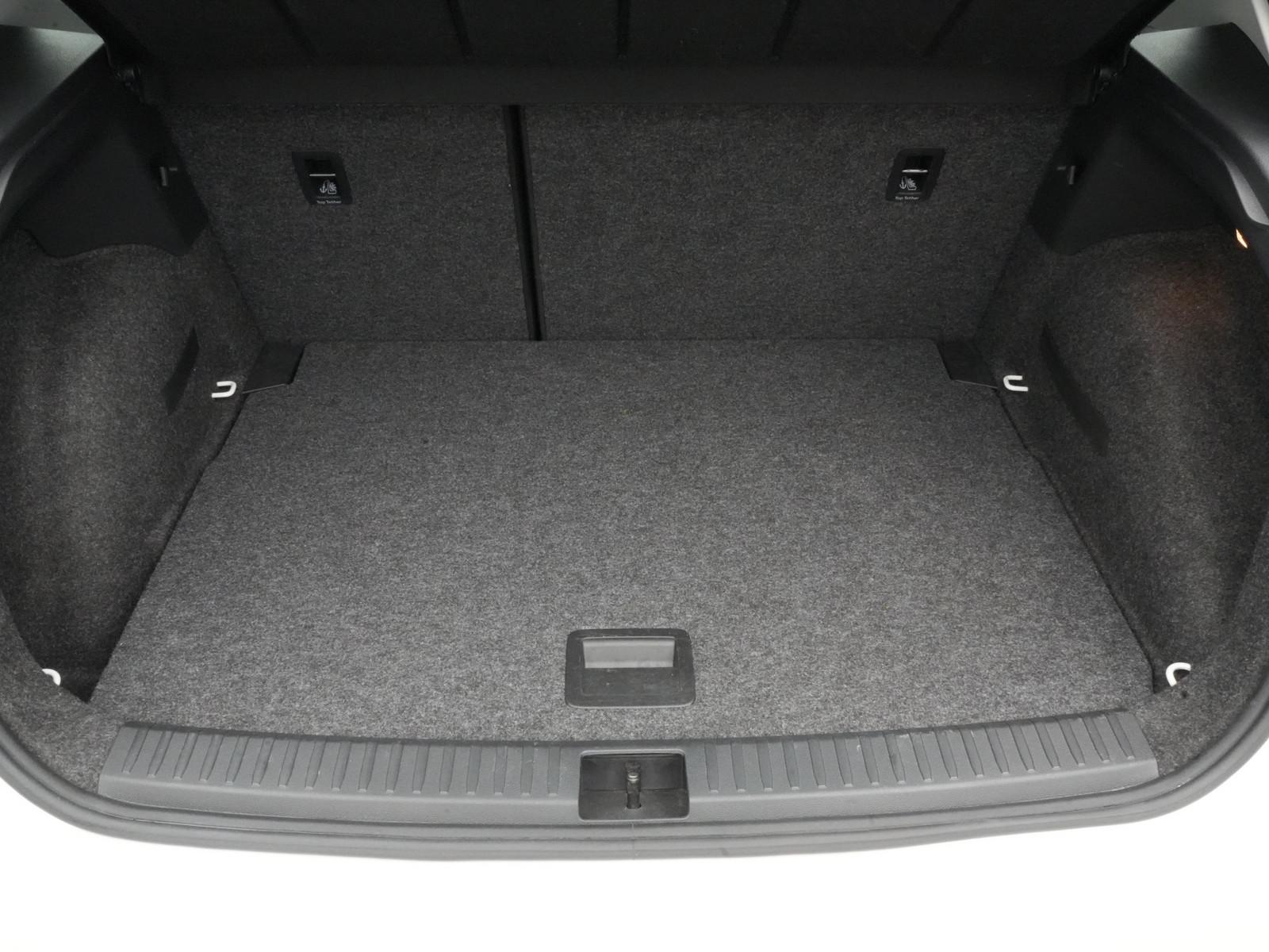Seat Arona Style Edition DSG VIRT CARPLAY KAM PDC LED