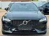 Volvo V90 T8 Twin Engine AWD Geartronic Hybrid RDesign - Volvo V90 aus 2020