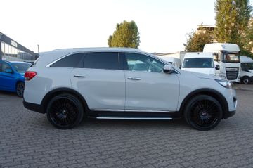 KIA Sorento - 4